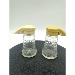 Vintage Daniell's Glass Salt & Pepper Shakers Plastic Flip Top Yellow Almond